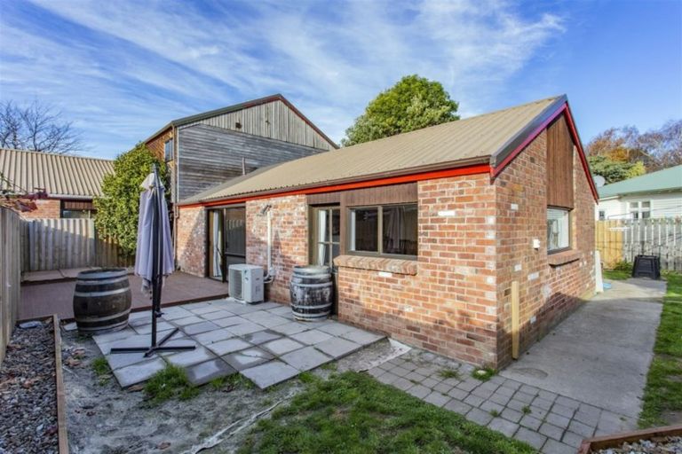 Photo of property in 6 Woodfield Place, Woodend, 7610