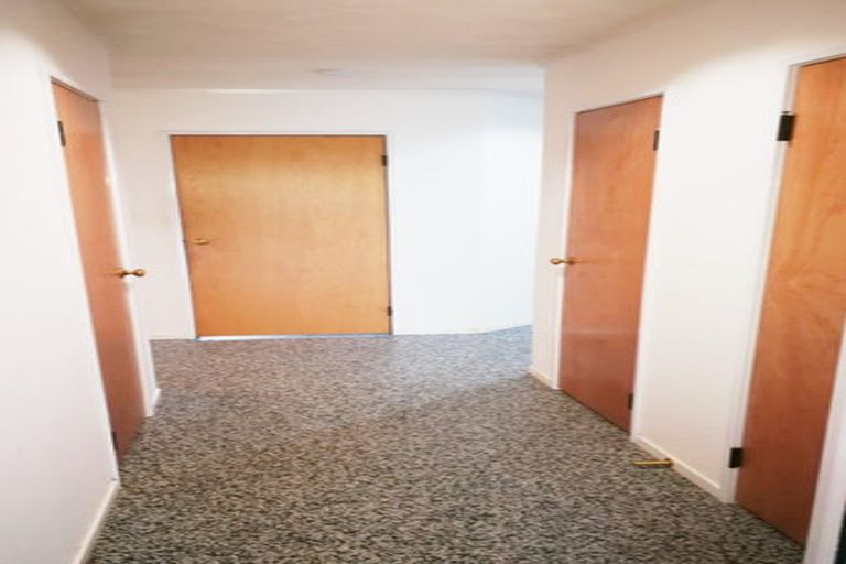 Photo of property in 2/20 Steeple Rise, Pakuranga, Auckland, 2010