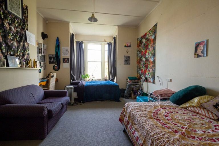 Photo of property in 18 Talavera Terrace, Kelburn, Wellington, 6012