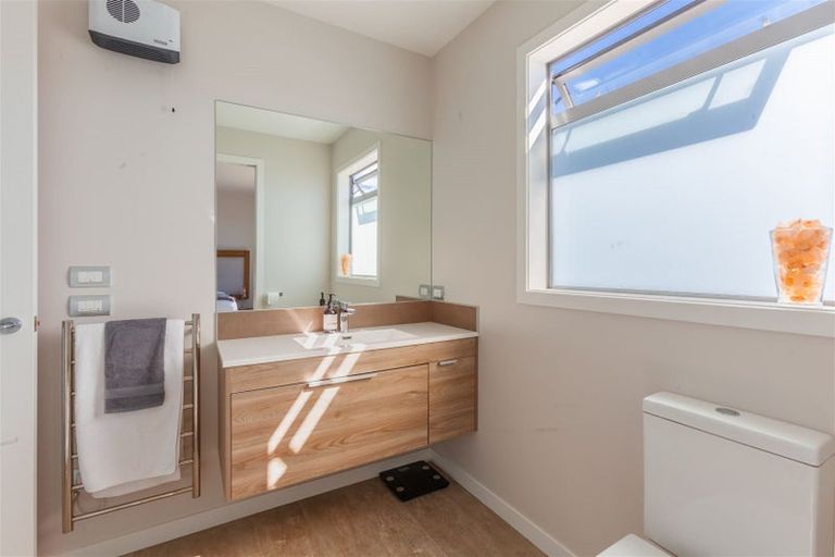 Photo of property in 122b Te Awa Avenue, Te Awa, Napier, 4110