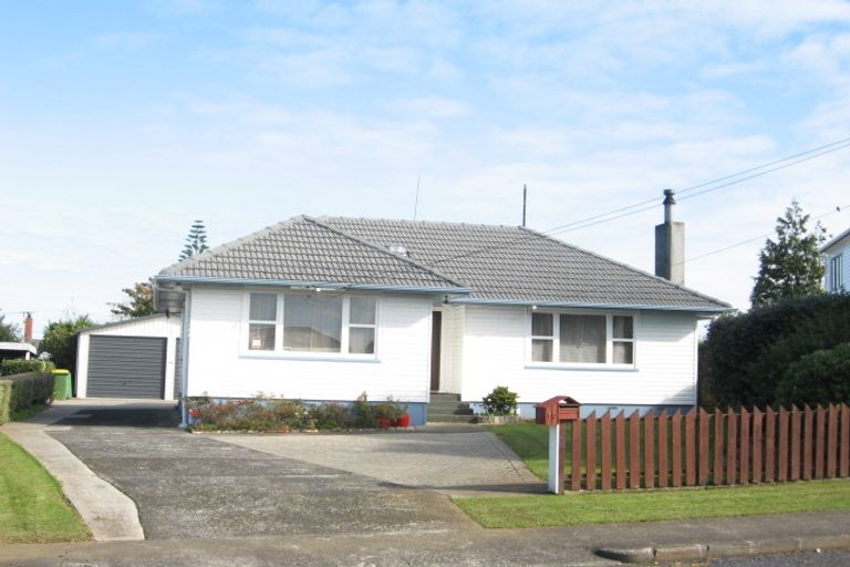 Photo of property in 10 O'connell Street, Manurewa, Auckland, 2102