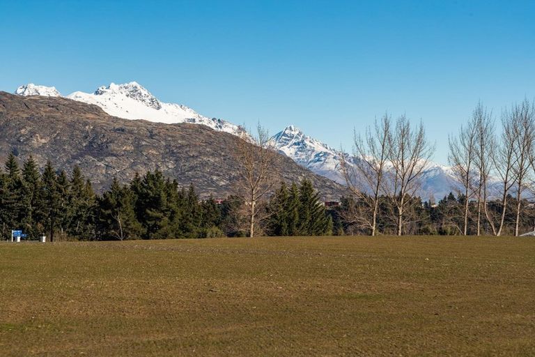Photo of property in 11 Kahiwi Drive, Lower Shotover, Queenstown, 9304