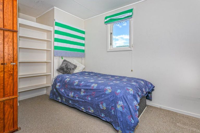 Photo of property in 215b Williamson Road, Whangamata, 3620