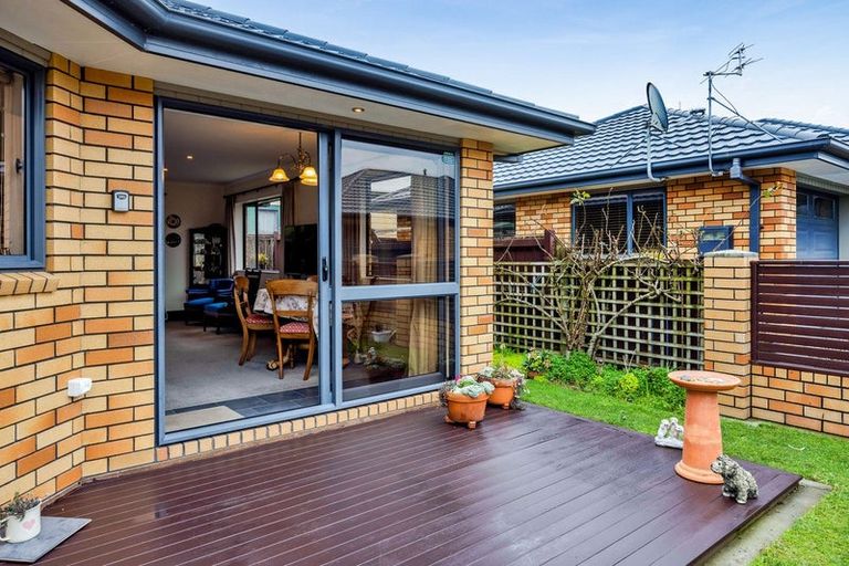 Photo of property in 14a Milmoe Street, Hawera, 4610