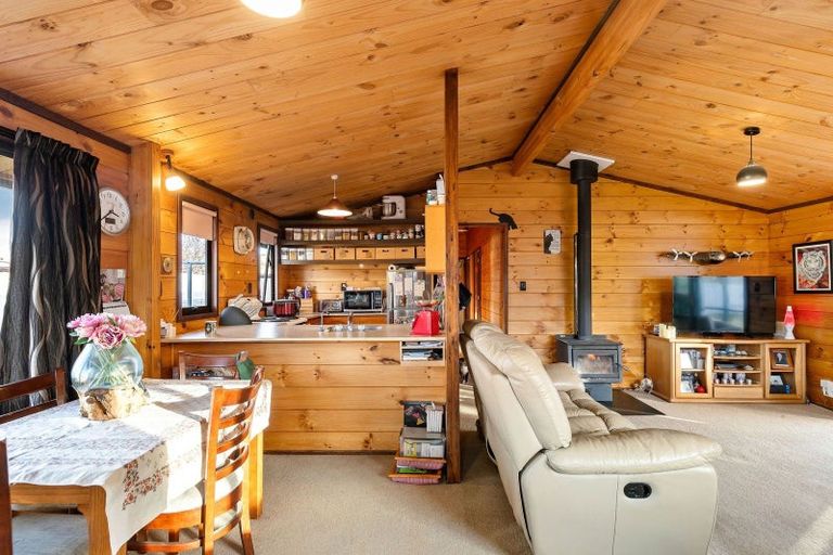 Photo of property in 2 Bruce Street, Cromwell, 9310