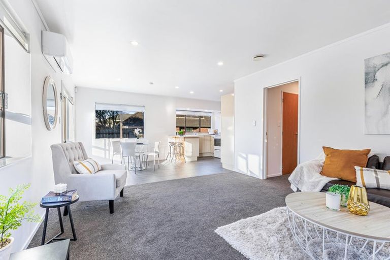 Photo of property in 24a New Windsor Road, Avondale, Auckland, 0600