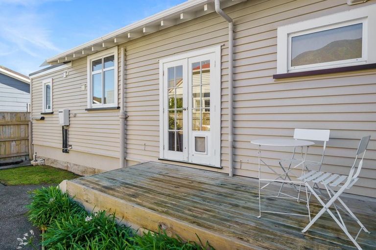 Photo of property in 59 Riverside Drive, Waiwhetu, Lower Hutt, 5010