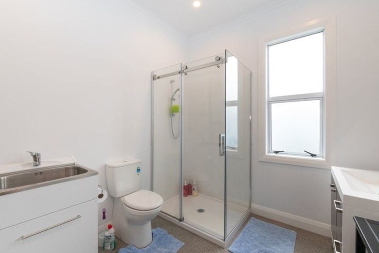 Photo of property in 76 Bay View Road, South Dunedin, Dunedin, 9012