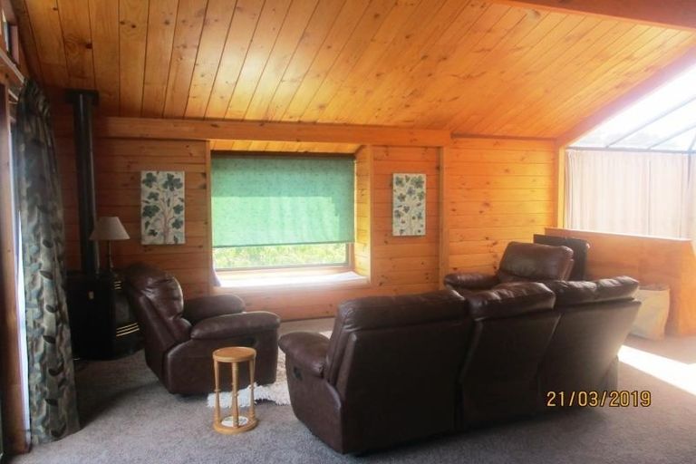 Photo of property in 63 Ngapaki Street, Waikanae Beach, Waikanae, 5036