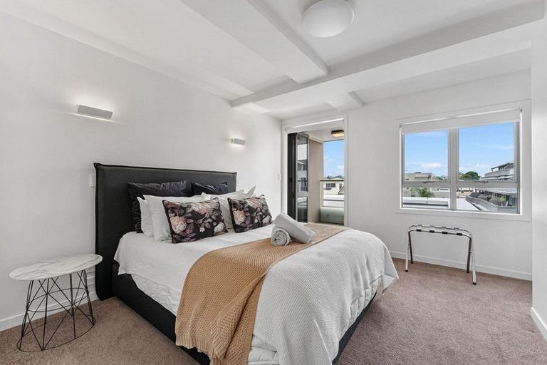Photo of property in 36 Victoria Road, Mount Maunganui, 3116