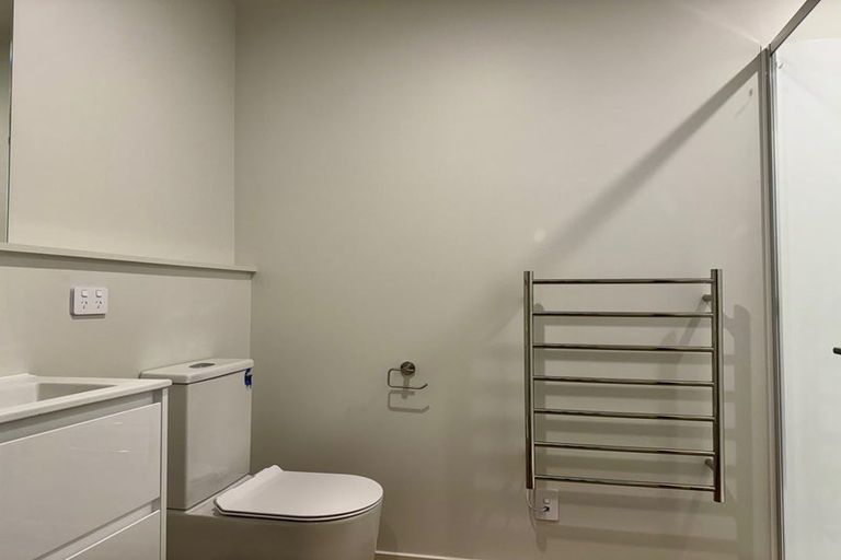 Photo of property in 11/92 Cambridge Terrace, Waterloo, Lower Hutt, 5011