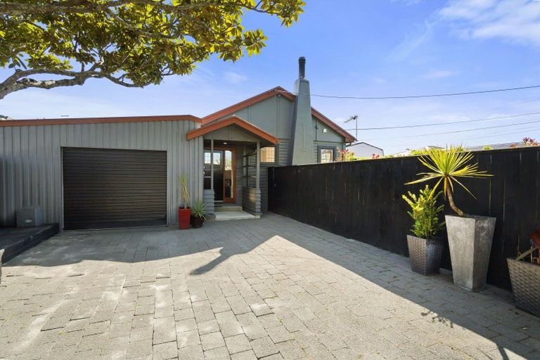 Photo of property in 63 Lane Street, Wallaceville, Upper Hutt, 5018