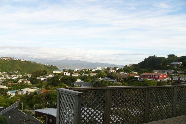 Photo of property in 1/3 Wye Street, Island Bay, Wellington, 6023