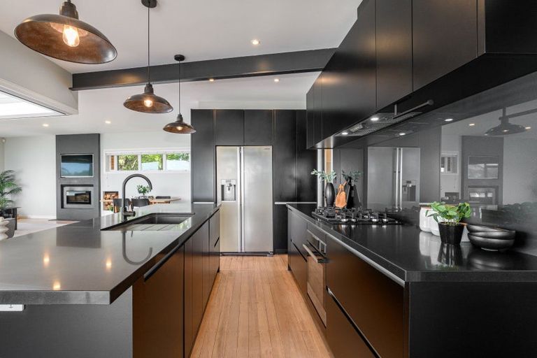 Photo of property in 1 Fourteenth Avenue, Tauranga South, Tauranga, 3112