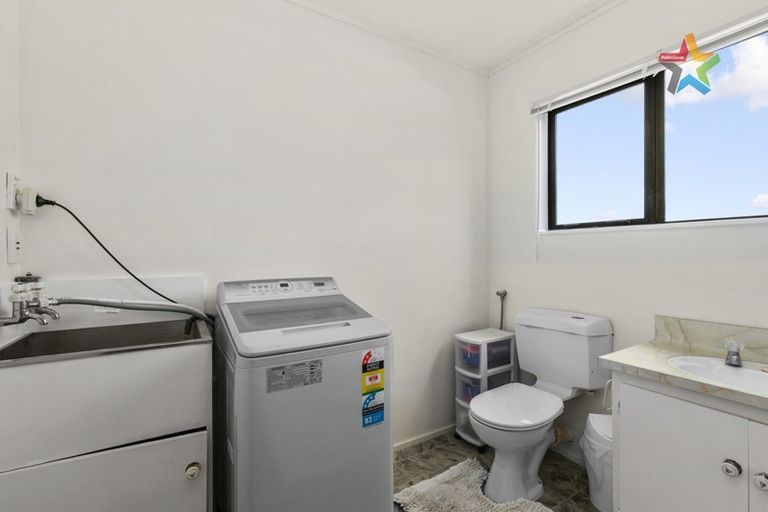 Photo of property in 6a Mossburn Grove, Kelson, Lower Hutt, 5010