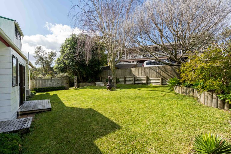 Photo of property in 23 Fidelis Avenue, Snells Beach, 0920