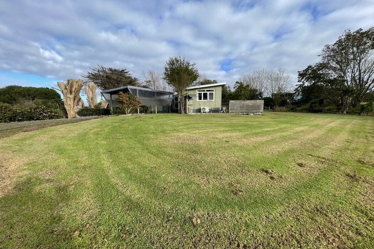 Photo of property in 85 Te Pahi River Drive, Paparoa, Maungaturoto, 0583