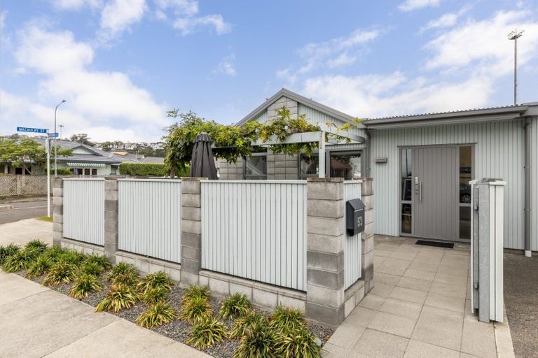 Photo of property in 53 Waghorne Street, Ahuriri, Napier, 4110