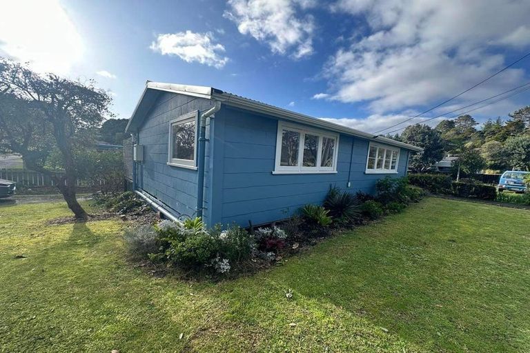 Photo of property in 2039 Ngunguru Road, Ngunguru, Whangarei, 0173