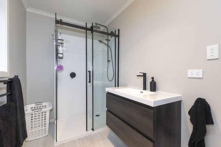 Photo of property in 19 Wyatt Avenue, Te Aroha, 3320