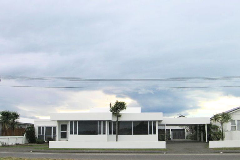 Photo of property in 25 Meeanee Quay, Westshore, Napier, 4110