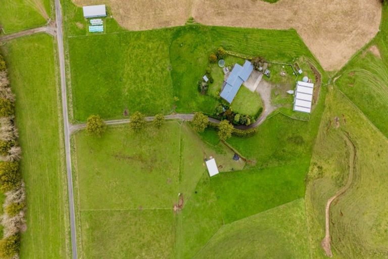 Photo of property in 210 Standish Road, Toko, Stratford, 4392