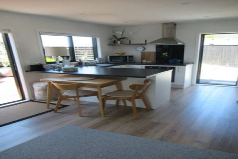 Photo of property in 18 Norris Grove, Taita, Lower Hutt, 5011