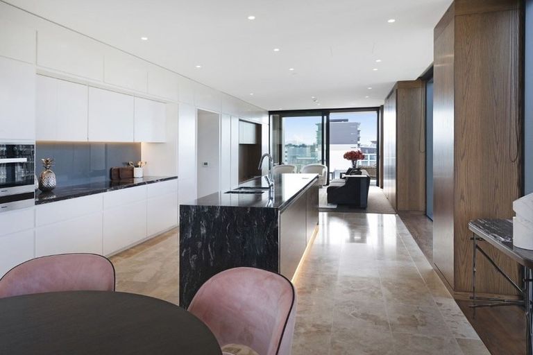 Photo of property in 402/69 Armagh Street, Christchurch Central, Christchurch, 8013