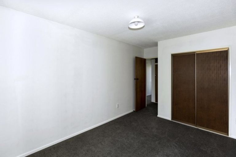 Photo of property in 2/33 Northfield Road, Casebrook, Christchurch, 8051