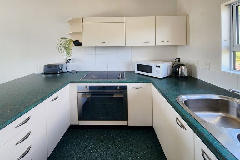 Photo of property in 1/197 Townsend Road, Miramar, Wellington, 6022