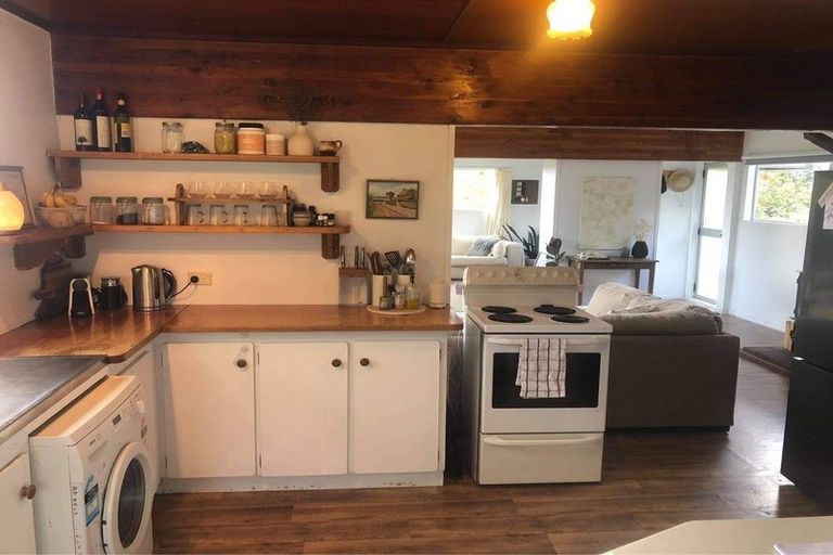 Photo of property in 18 Wilks Road West, Dairy Flat, Albany, 0794