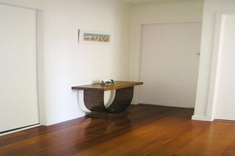 Photo of property in 66 Barrett Street, Westown, New Plymouth, 4310