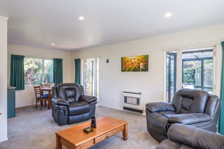 Photo of property in 62 Matatua Road, Raumati Beach, Paraparaumu, 5032