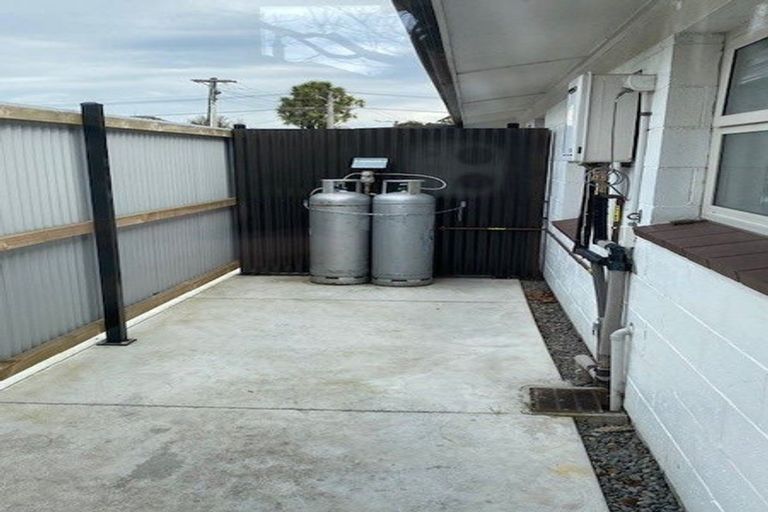 Photo of property in 11a Renfrew Street, Upper Riccarton, Christchurch, 8041