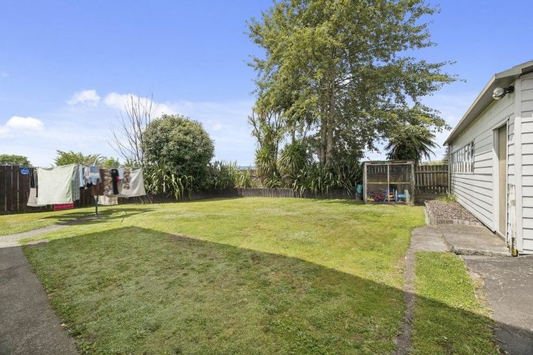 Photo of property in 5 Rameses Place, Pomare, Rotorua, 3015