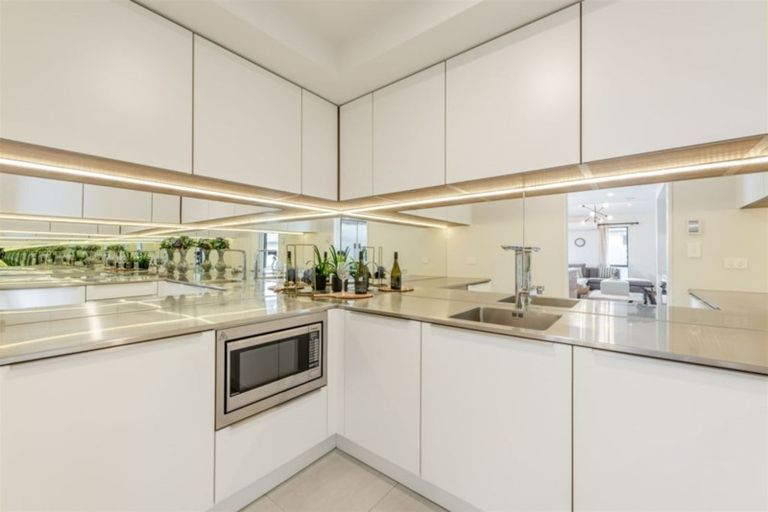 Photo of property in 25 Little Gem Road, Hornby, Christchurch, 8025