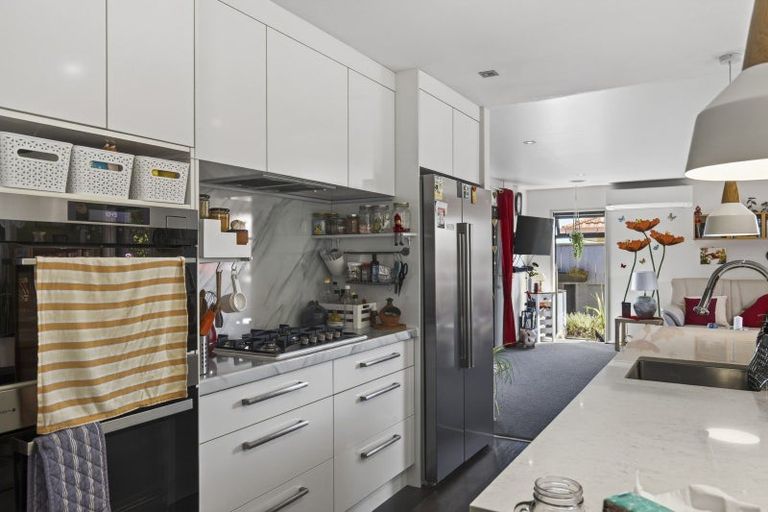 Photo of property in 7d Hinau Street, Inglewood, 4330