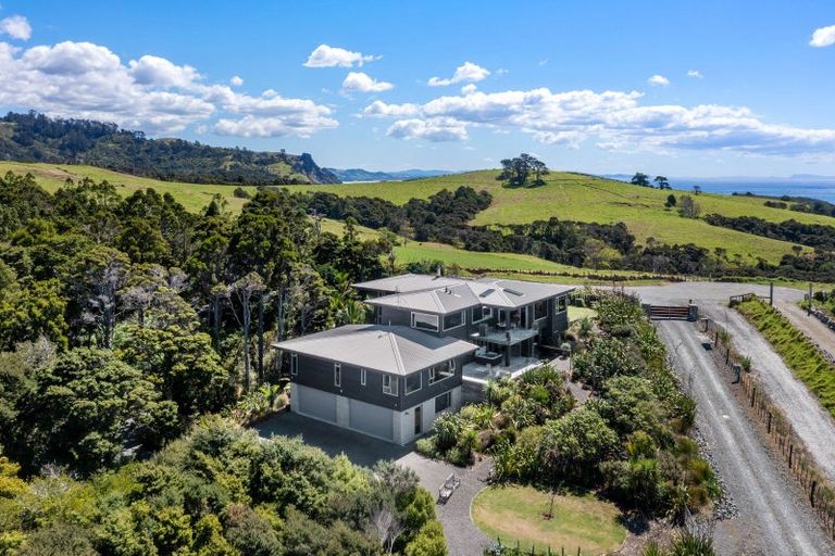 Photo of property in 28 Matheson Bush Road, Leigh, 0985