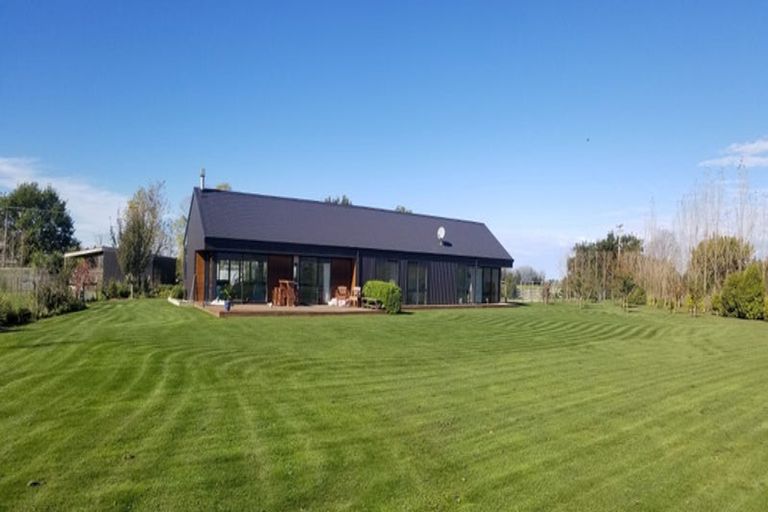 Photo of property in 48 Sherwood Road, Makikihi, Waimate, 7978