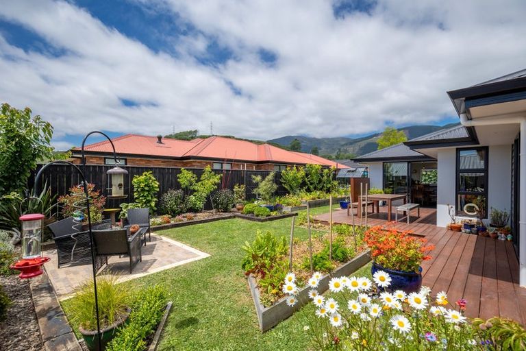 Photo of property in 9 Piwakawaka Drive, Stoke, Nelson, 7011