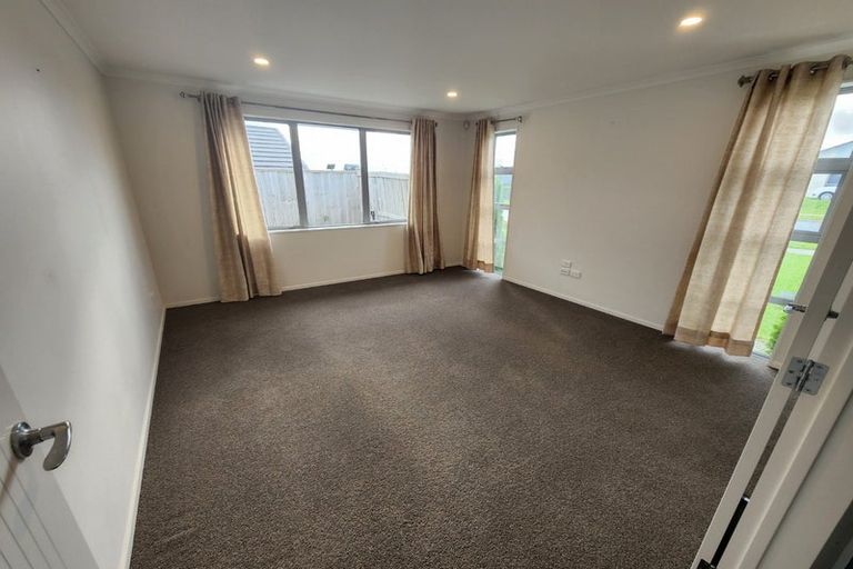 Photo of property in 78 Harriet Johnston Drive, Pokeno, 2402