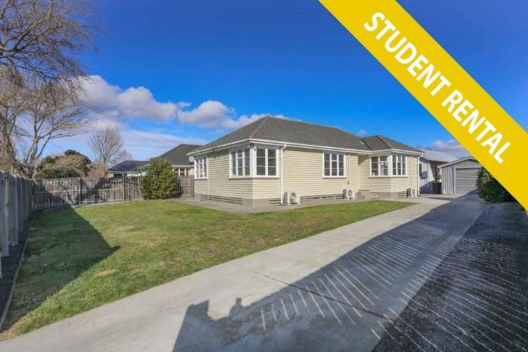 Photo of property in 31 Hollyford Avenue, Bryndwr, Christchurch, 8053