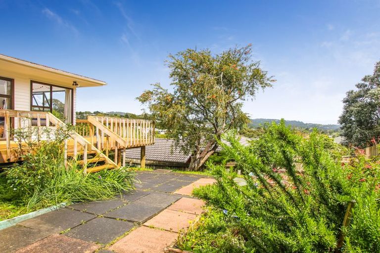 Photo of property in 235c Titirangi Road, Titirangi, Auckland, 0604