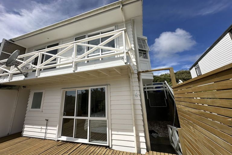 Photo of property in 24a Parklands Drive, Karori, Wellington, 6012