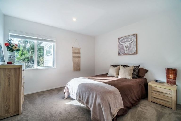 Photo of property in 13a Ensign Place, Hillcrest, Auckland, 0627