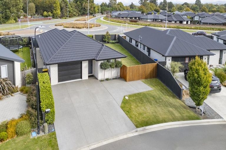 Photo of property in 24 John Raven Lane, Woodend, 7610