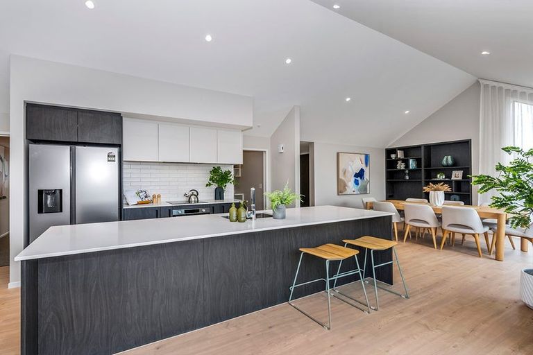 Photo of property in 35 Muster Road, Pukekohe, 2120