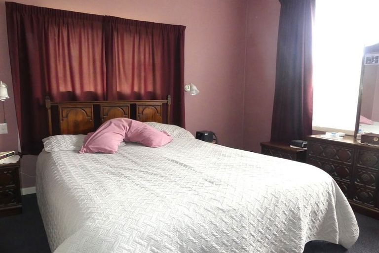 Photo of property in 245 Pomona Street, Strathern, Invercargill, 9812