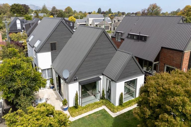 Photo of property in 6b Highgate Avenue, Merivale, Christchurch, 8014