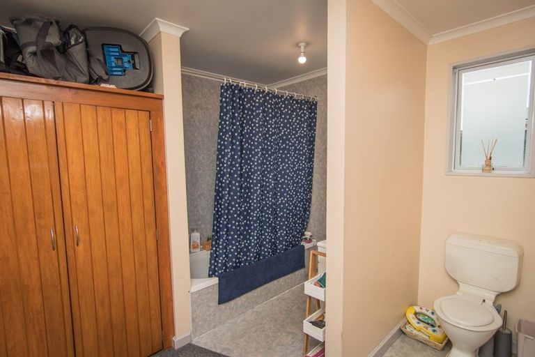 Photo of property in 32 Rhodes Street, Parkside, Timaru, 7910